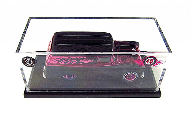 hot wheels chevy panel japan convention pink