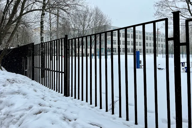 улица Удальцова, дворы, школа «Москва-98» Москомспорта