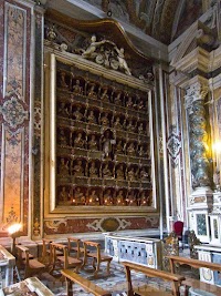 Giovan Domenico Vinaccia and the Reliquaries of the Cappella Ravaschieri in Naples