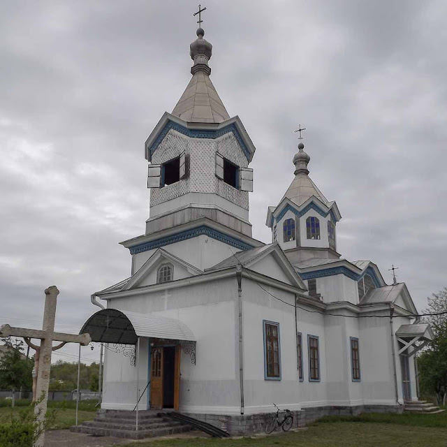 Деревянная церковь в селе Котяла