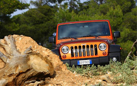 2012 Jeep Wrangler wallpaper 10