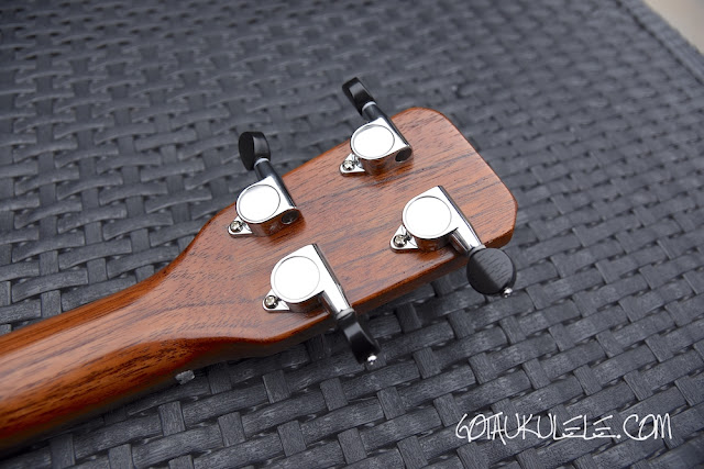 Bonanza Oreo Tenor Ukulele tuners