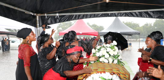Sorrowful Photos of Adwoa Smart at Waakye’s funeral will break your heart