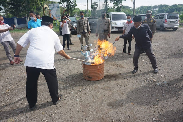 Ribuan KTP Elektronik Dimusnahkan Fauzan Khalid, Ini Alasannya