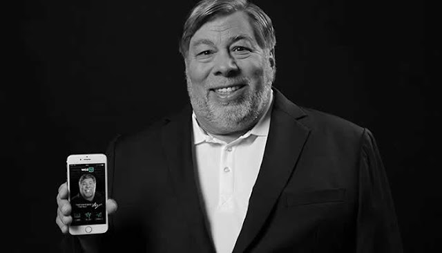 Steve Wozniak lança plataforma digital para ensinar programação.