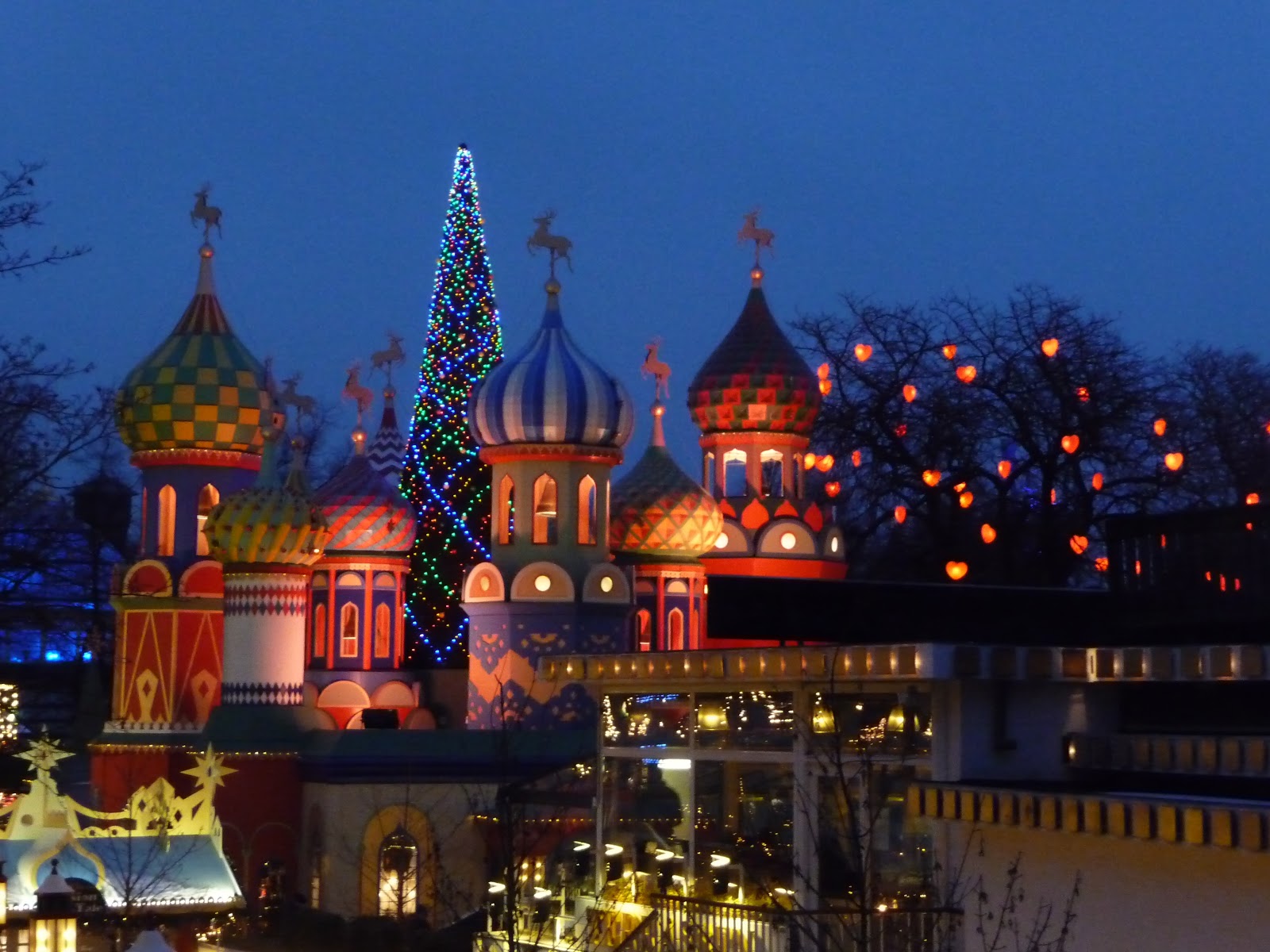 Simple Pleasures: Copenhagen Tivoli Christmas Lights