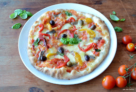 pizza-al-piatto-napoletana-fatta-in-casa