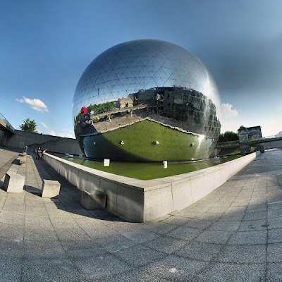 La Géode : an Omnimax dome theatre, Paris