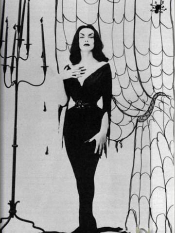 Morticia Addams Carolyn Jones 