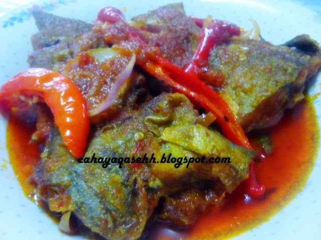 DARI DAPUR MAK LONG .: Masak Merah Ikan Bawal