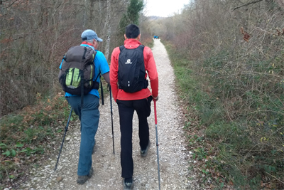 Tras la langa camino de la derecha