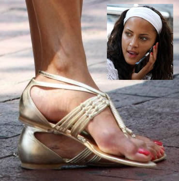 uma thurman feet. Uma Thurman Feet