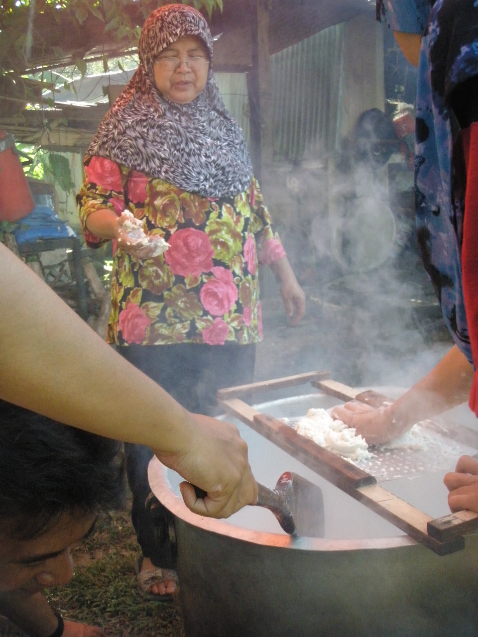 Aku punya cerita: BUBUR ANAK LEBAHENAK WEH