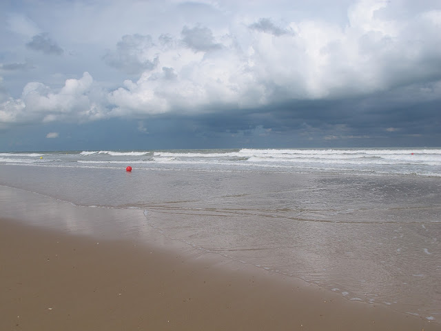 Oostende : water, lucht en zand...