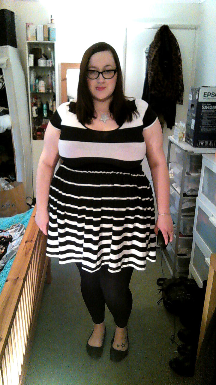 OMCZ: horizontal stripes - Does My Blog Make Me Look Fat?