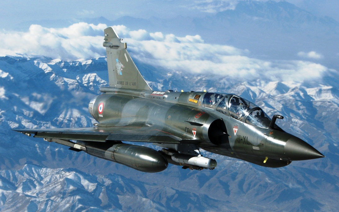 GAMBAR PESAWAT TERBANG Pesawat tempur Mirage 2000 