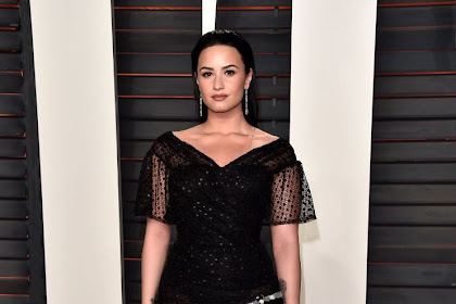 Demi Lovato – Vanity Fair Oscar 2016 Party in Beverly Hills