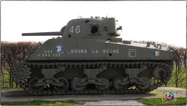 PHALSBOURG (57) - Char Sherman "BOURG LA REINE"