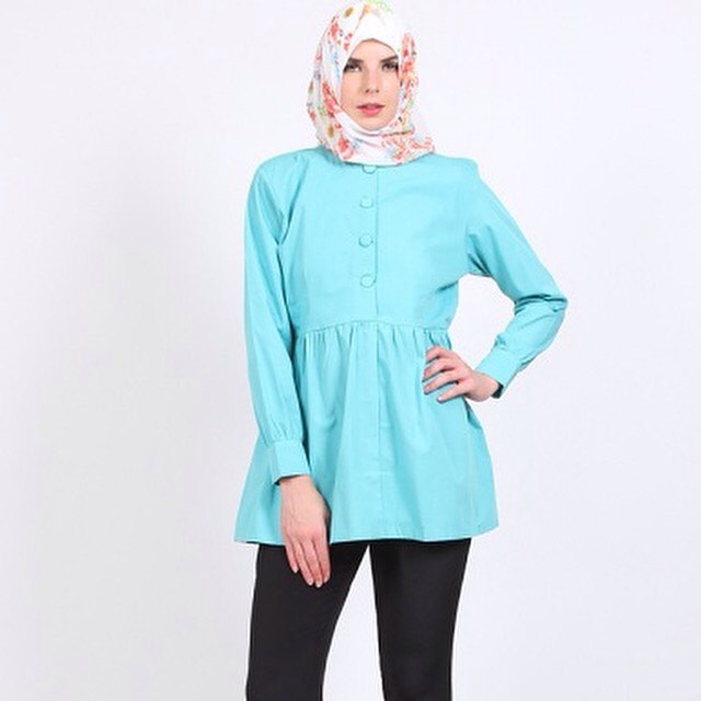 25 Model Baju  Kerja  Wanita  Muslimah  2021