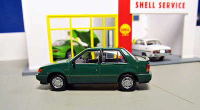 tlv tomica isuzu gemini