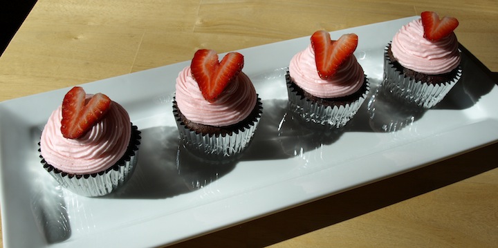 valentine cupcakes. valentine cupcakes