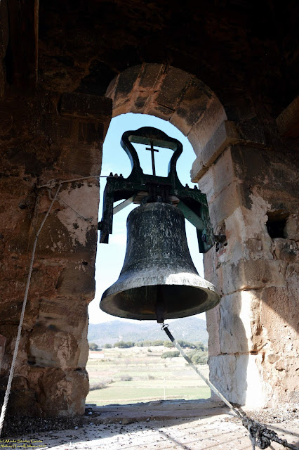 alobras-teruel-iglesia-parroquial-campana