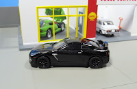 Greenlight Black Bandit 2015 Nissan GT-R R35