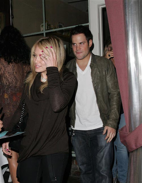 Mike Comrie, Hillary Duff