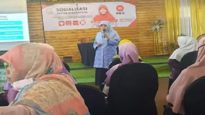 Anggota DPRD Jabar Hj. Siti Muntamah, S.AP. Gelar  Sosialisasi Empat Pilar Kebangsaan 