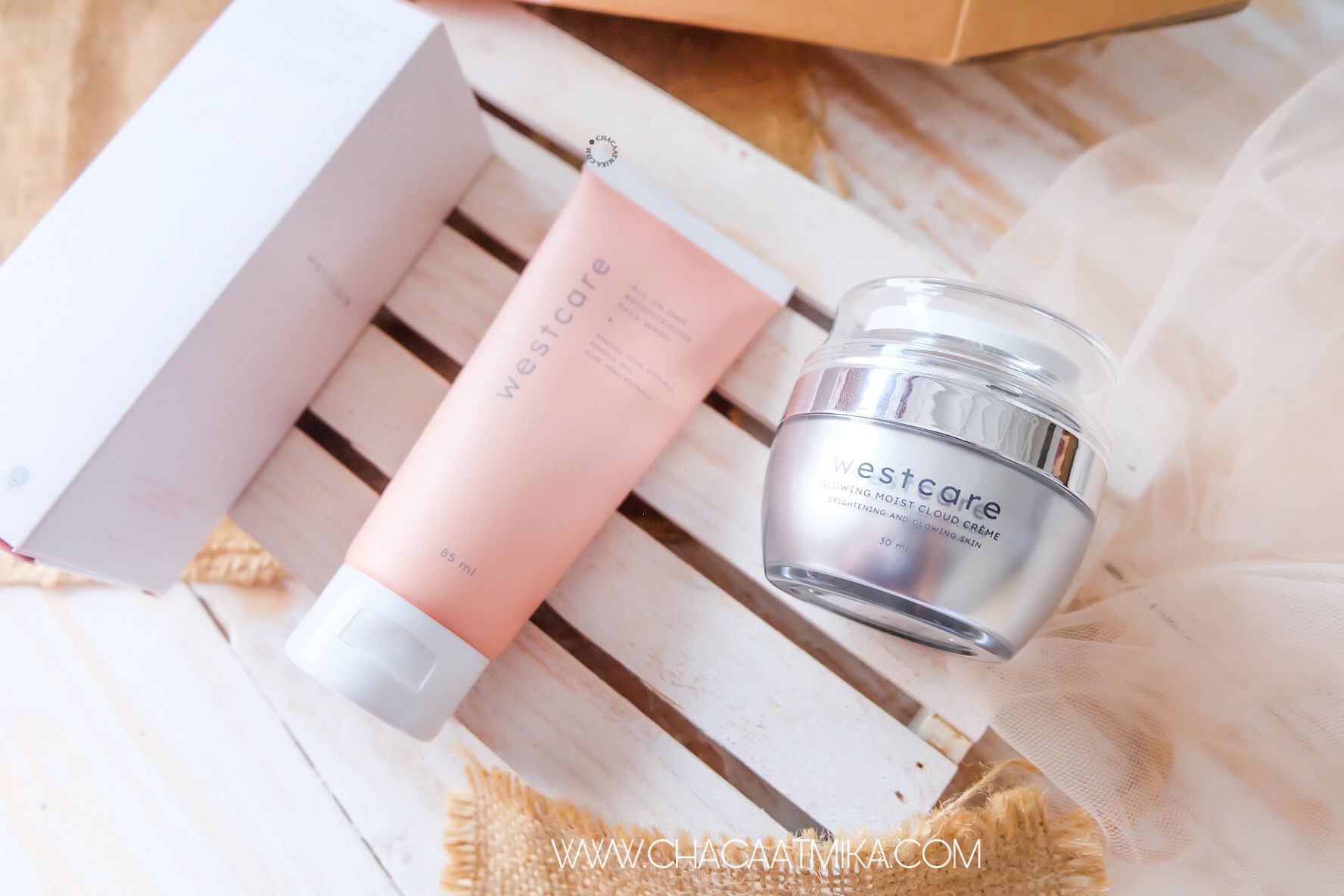 Review: Westcare All in One Brightening Facewash dan Westcare Glowing Moist Cloud Creme