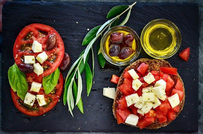 Mediterranean diet : lose weight and stay healthy