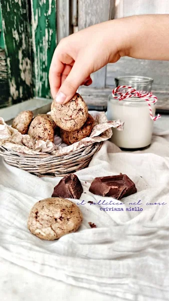 biscotti-cioccolato-mandorle