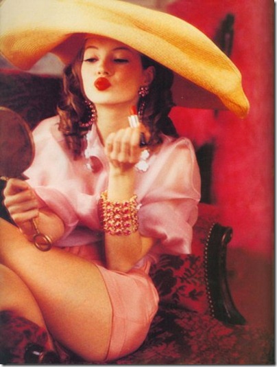 kate-moss-by-ellen-von-unwerth-1992-vogue-italia-charming-lolita-3