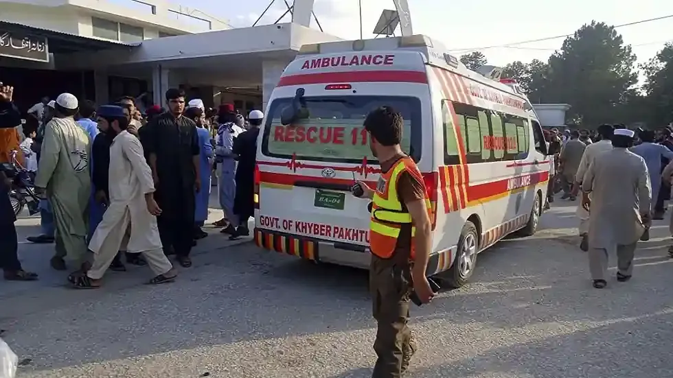 39 قتيلا وعشرات الجرحى في تفجير انتحاري في تجمع سياسي