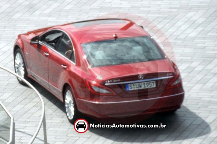 2011 MercedesBenz CLS Sports Saloon Snagged Completely Undisguised