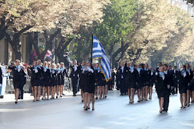 Τραγούδησαν το "Μακεδονία Ξακουστή" στην παρέλαση Θεσσαλονίκης και καταχειροκροτήθηκαν