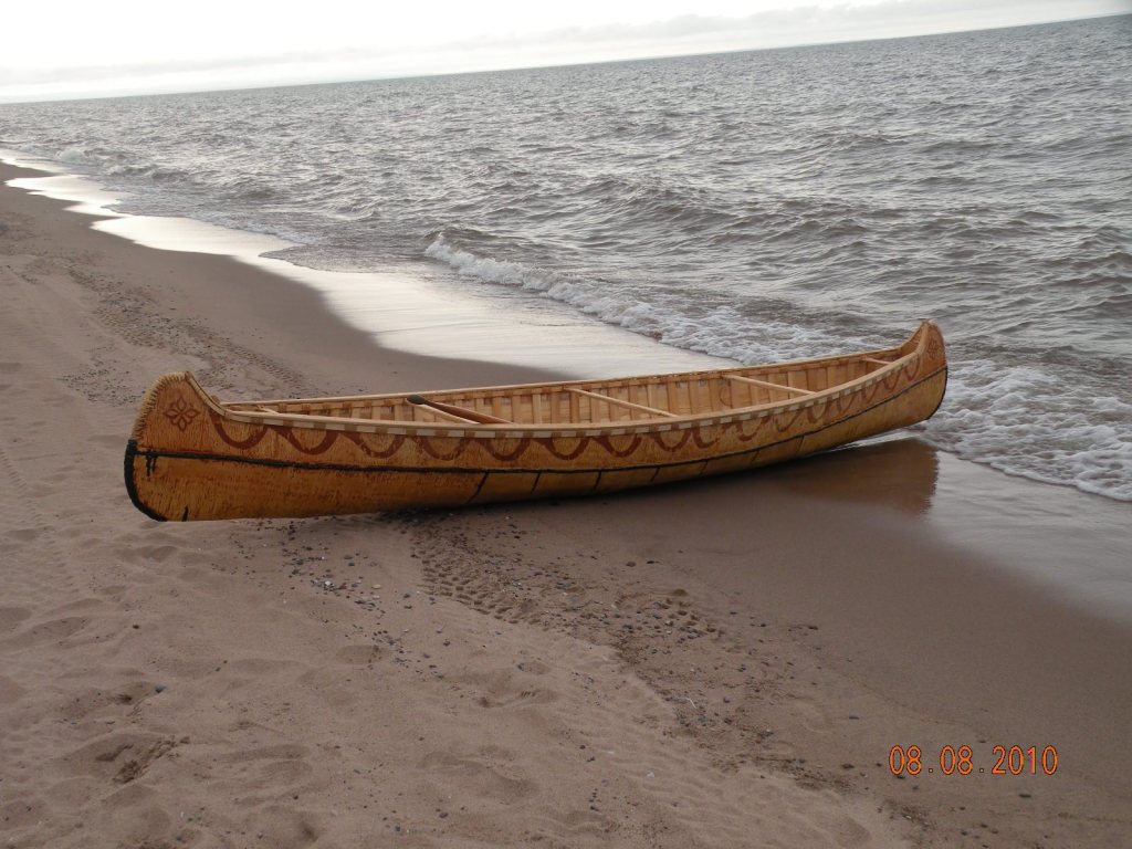 Robin Wood: birch bark canoes