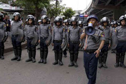 Myanmar Activists, Aung Soe Htike Push to End Police Brutality