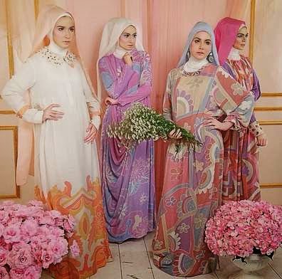 10 Koleksi Model  Baju  Muslim Dian Pelangi Terbaru