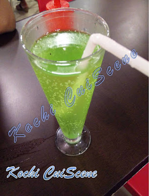 Kiwi Mocktail at Burger Spot, Kochi.