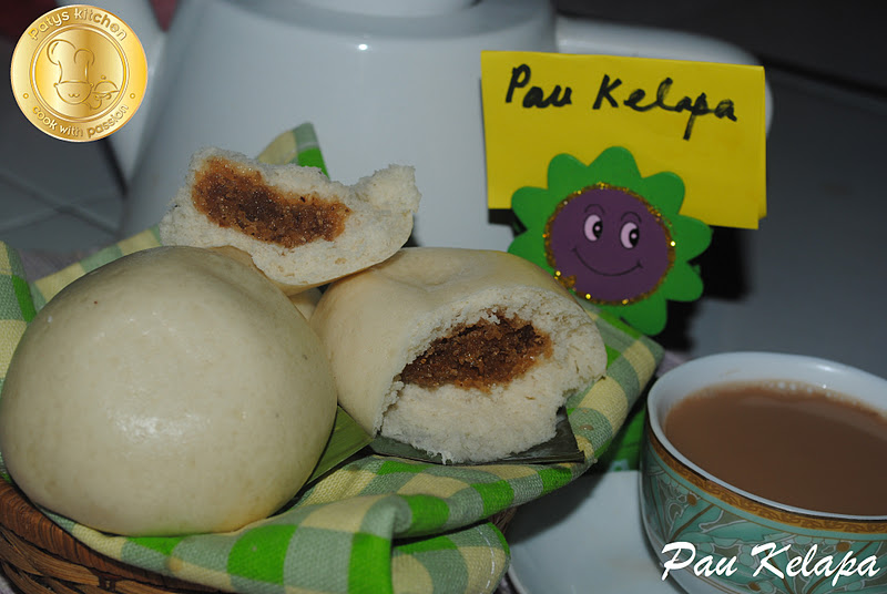 PATYSKITCHEN: PAU KELAPA / STEAM BUN WITH COCONUT FILLING