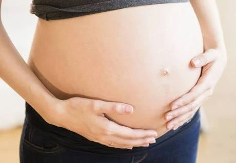 Easy Remedies to Minimise Pregnancy Stretch Marks