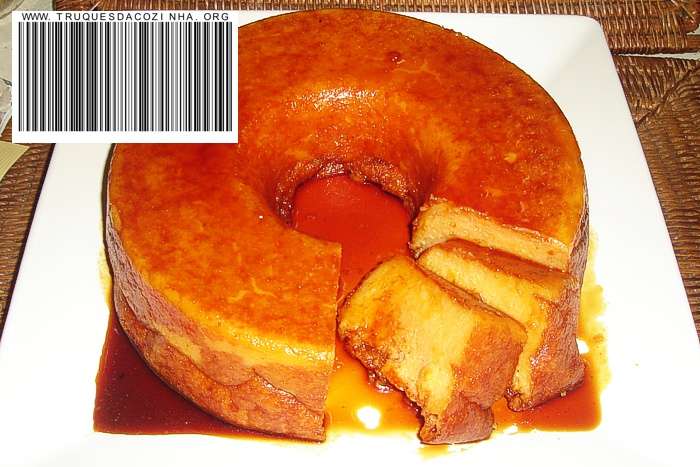 Bolo de mamão papaia com laranja