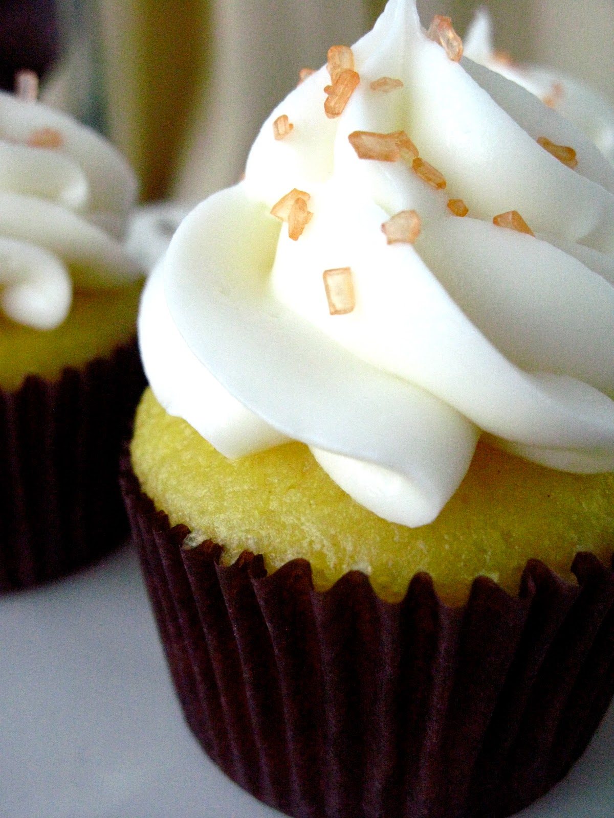 Mini Lemon Cupcakes with Cream Cheese Frosting - Your Cup 