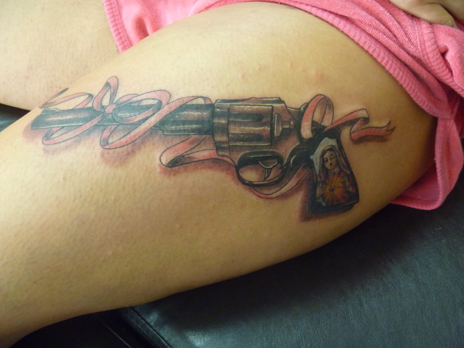 getthiscoolguntattoo