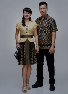 Model baju batik couple modis