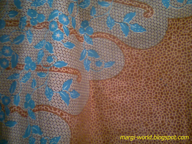 Contoh sebuah desain  motif batik  daun 