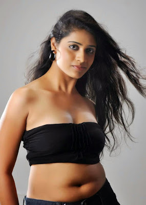 8 Hot Stills Telugu Actress Samatha