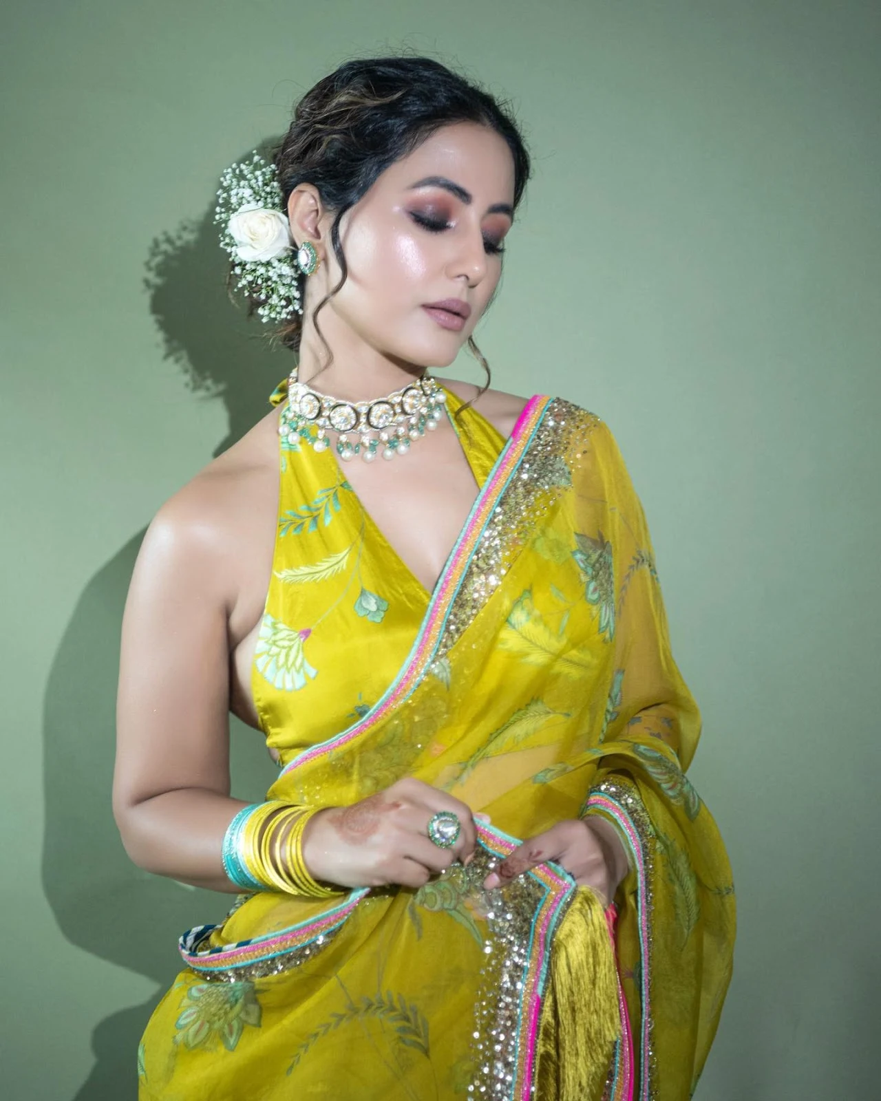 hina khan yellow saree backless blouse