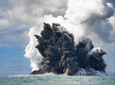 volcán submarino Kavachi vulcano